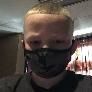 Meet your Posher, Candido